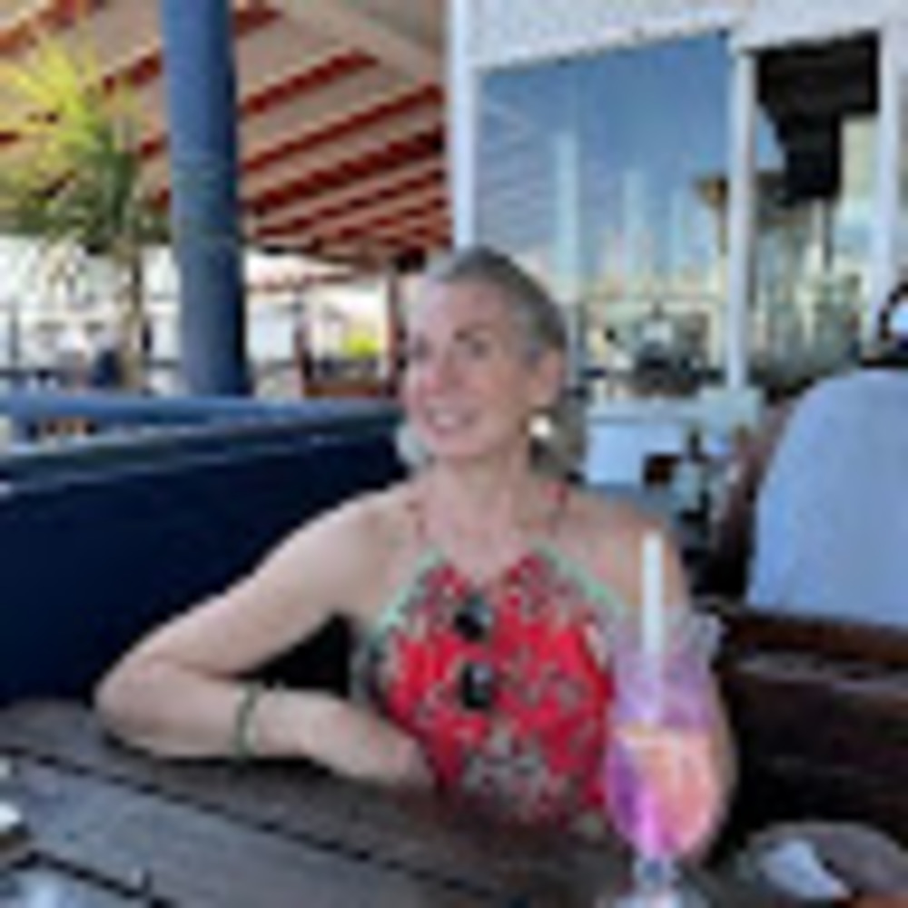 Meet your Posher, Dotti